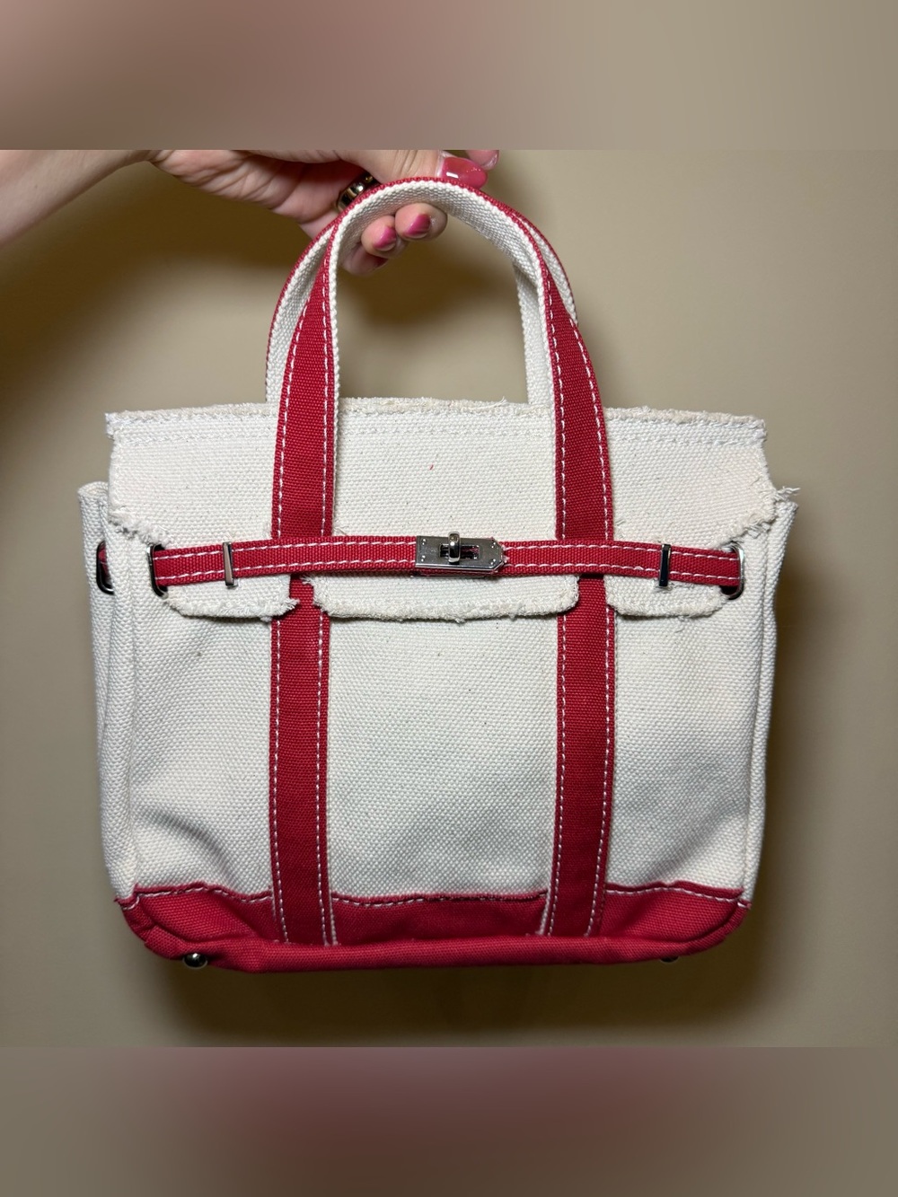 NWT Viral Boatkin Small Canvas Red White Sunwin Madaket Turn Lock Tote Bag